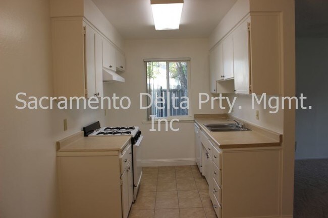 Foto del edificio - 3537 Gemini Way