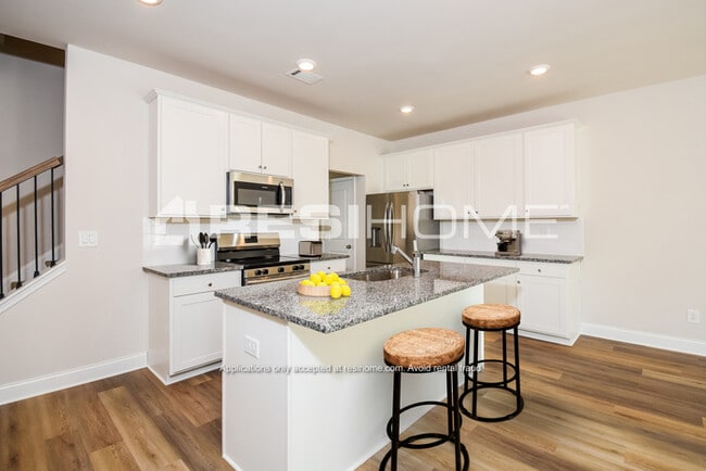 Photo - 2380 Whitburn Rd Townhome