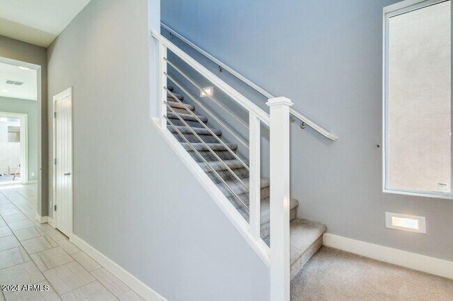 Building Photo - 6851 E Orion Dr