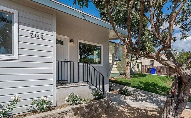 Foto del edificio - 7142-7144 Mohawk St