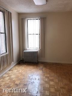Building Photo - 4 br, 1 bath  - 907 Utica Ave