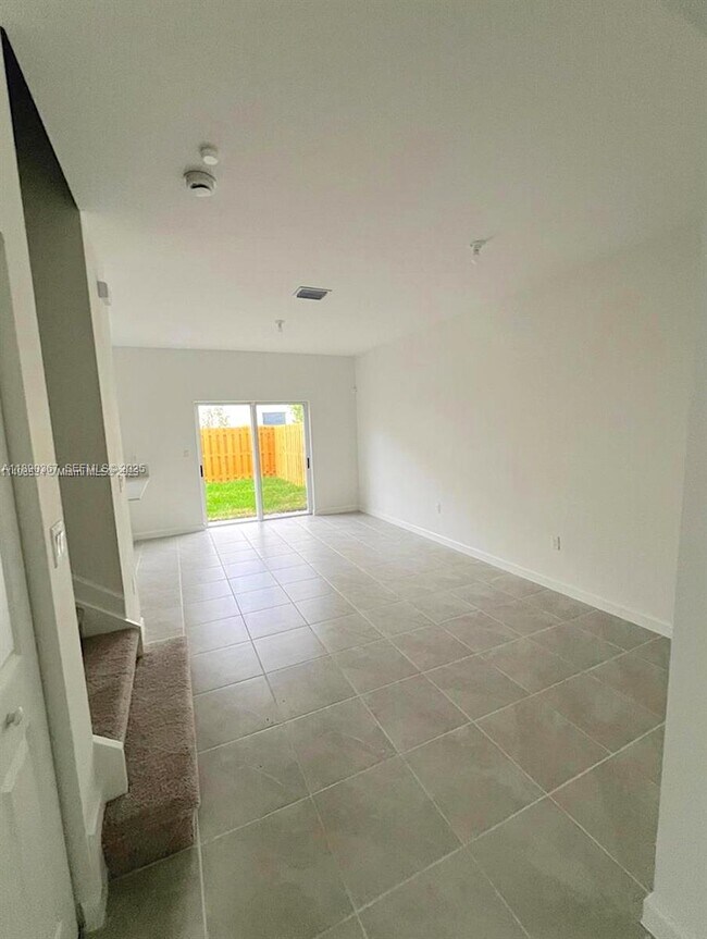 Foto del edificio - 16243 SW 292nd St