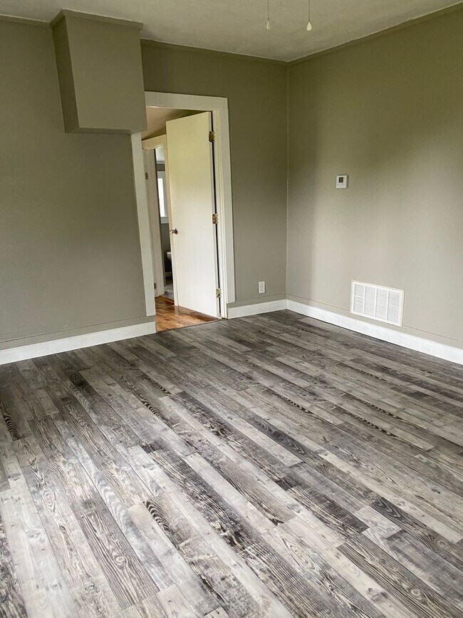 Foto del edificio - Cute Newly Renovated 1BR/1BA Home in Webb ...