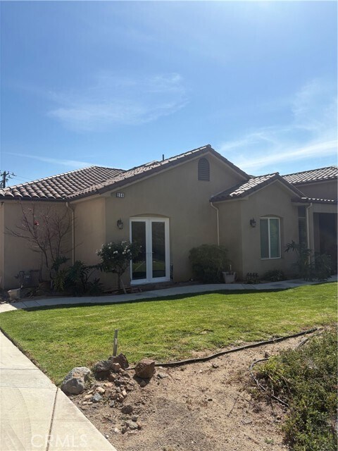 Foto del edificio - 250 Mt Rushmore Dr