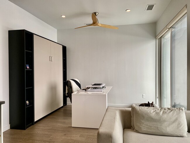 Office and Murphy Bed - 1300 N Ogden St