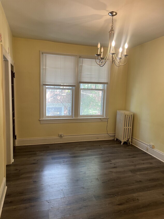 247 S Prospect St Unit 4, Hagerstown, MD 21740 Room for Rent in