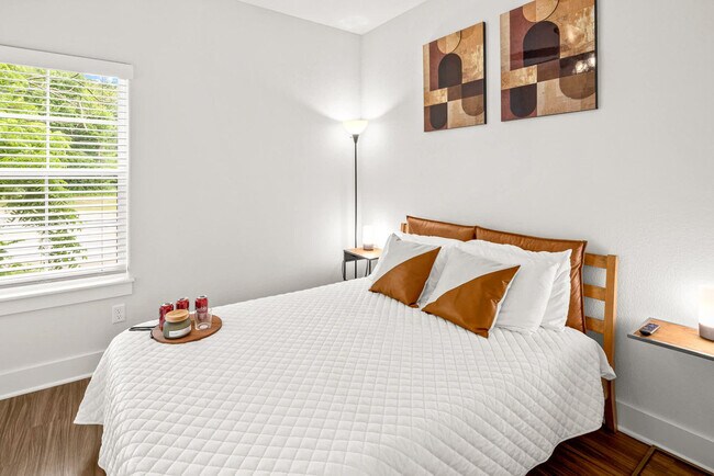 Foto del edificio - 1536 W Cato Springs Rd
