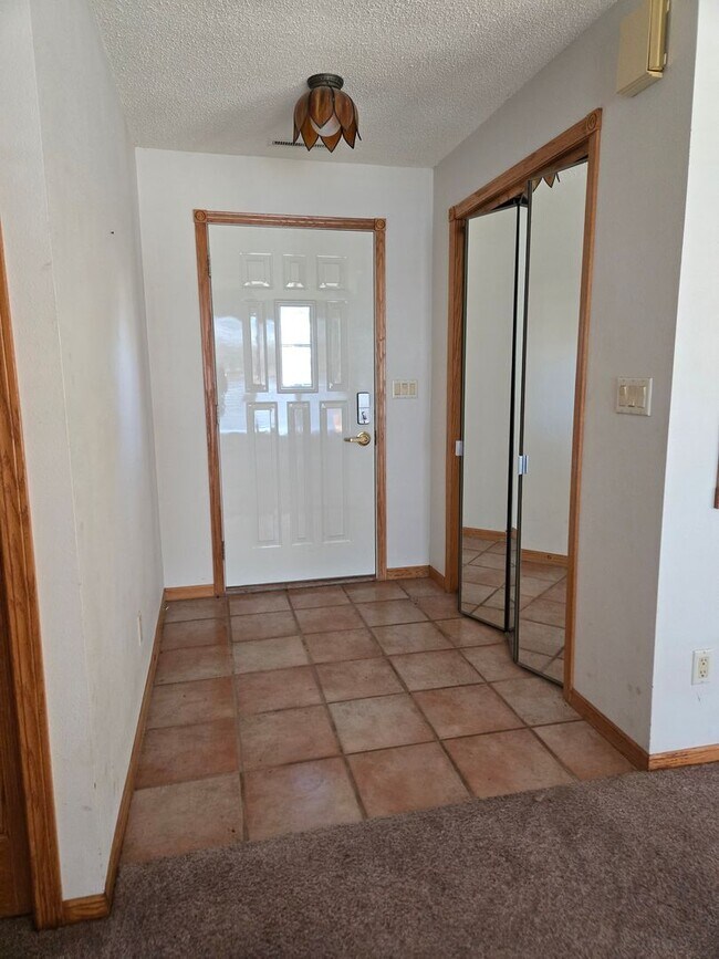 Foto del edificio - Home on the Lake