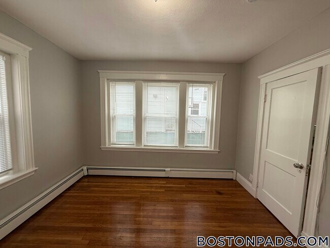 Foto del edificio - 44 Estes St