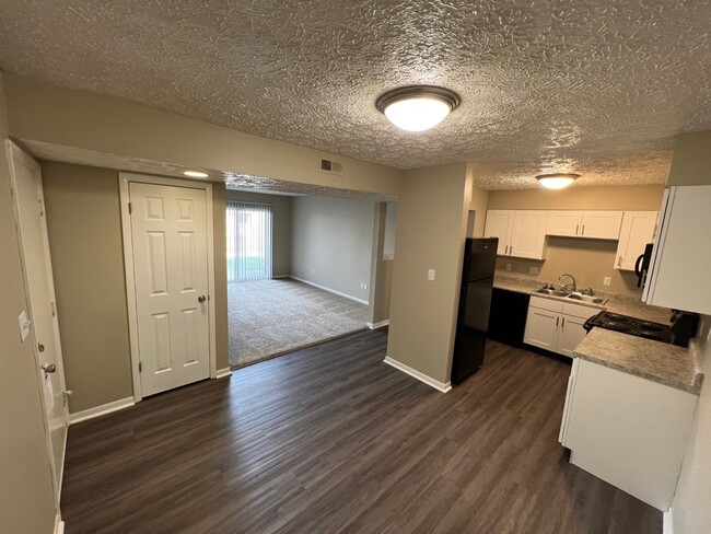 Cross Lakes Apartments - Apartments in Anderson, IN | Apartments.com