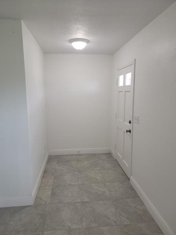 Foto del edificio - 1605 Providence Blvd