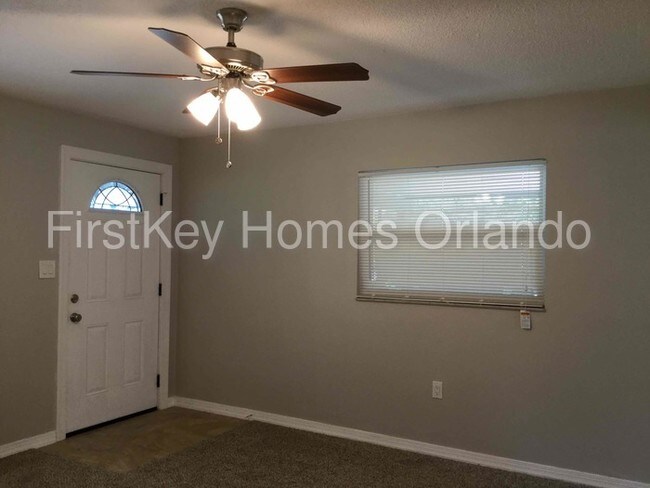Building Photo - 3006 Sherry Dr