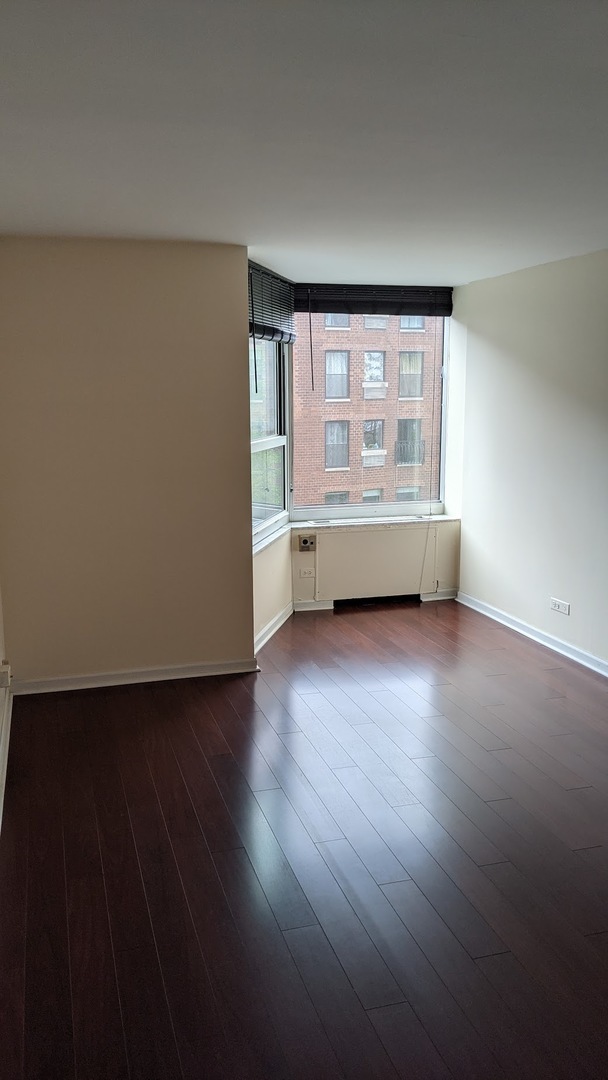 Foto del edificio - 720 W Gordon Terrace