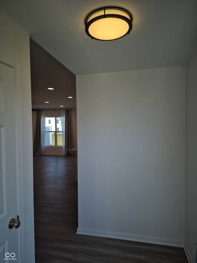 Building Photo - 10608 Mangrove Dr
