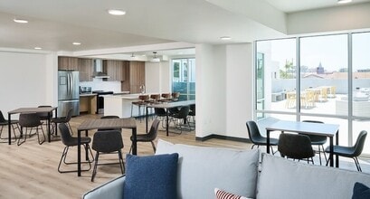 Building Photo - 1623 W Manchester Ave