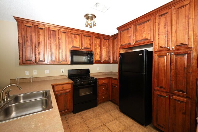 Foto del edificio - Available Soon! 413 Byson Circle