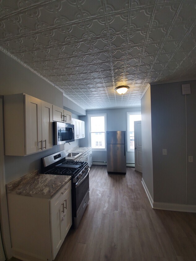 105 Hancock Ave Unit 3, Jersey City, NJ 07307 Apartments in Jersey