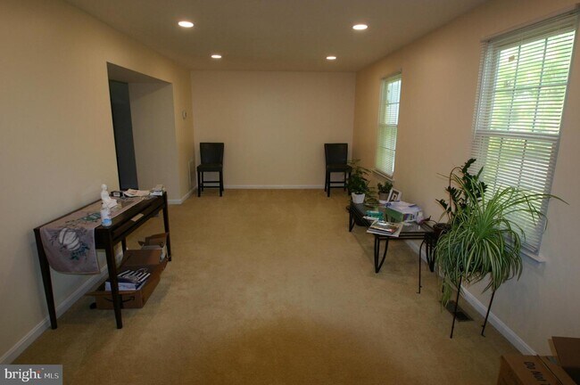 Foto del edificio - 8812 Alliston Hollow Way