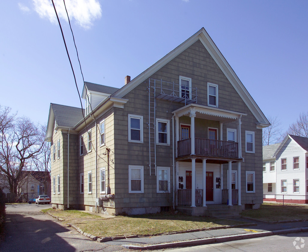 Building Photo - 30 N Pleasant St