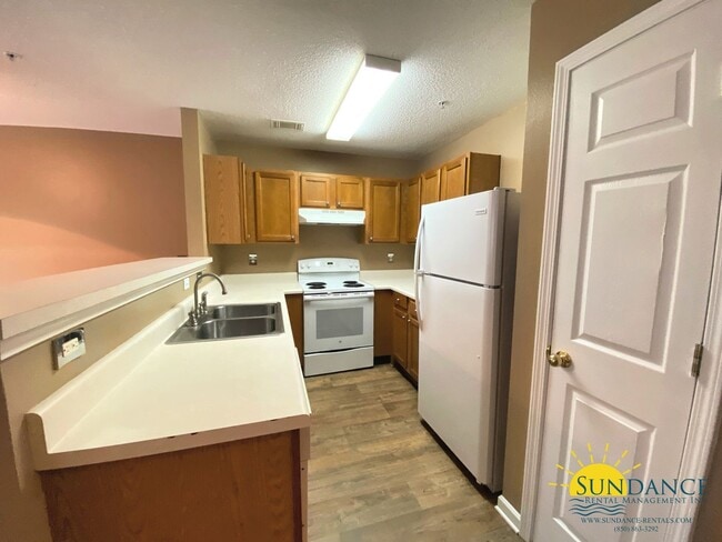 Foto del edificio - Beautiful 3 Bedroom Townhouse in Crestview!