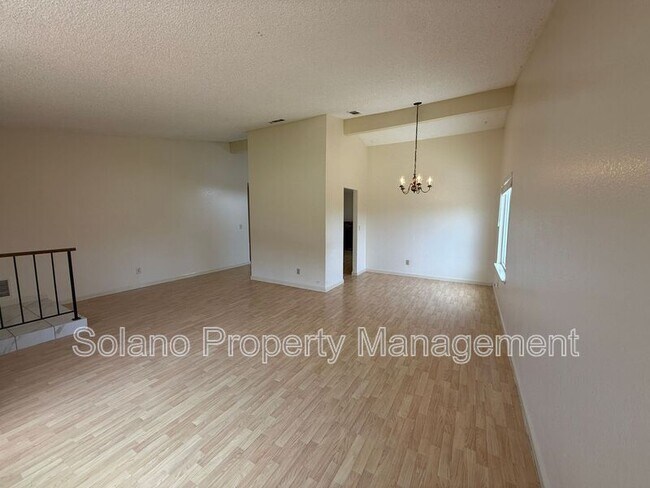 Foto del edificio - 2506 Marquette Ct