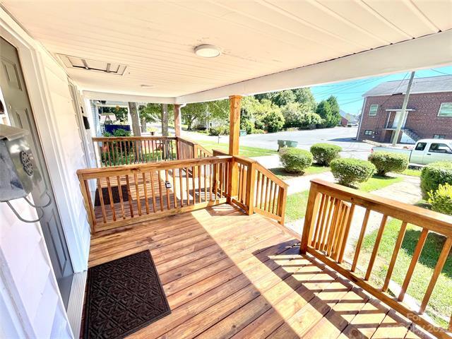 Foto del edificio - 306 E 4th Ave