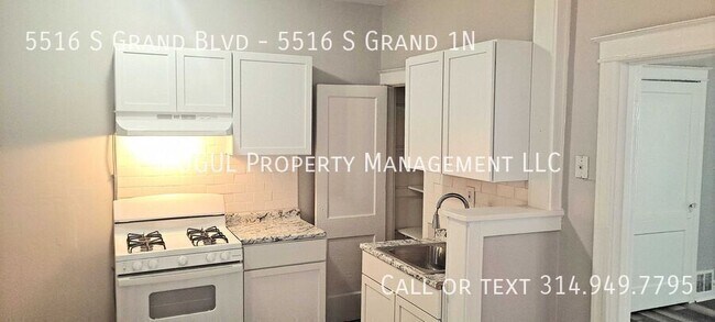 Foto del edificio - 5516 S Grand Blvd
