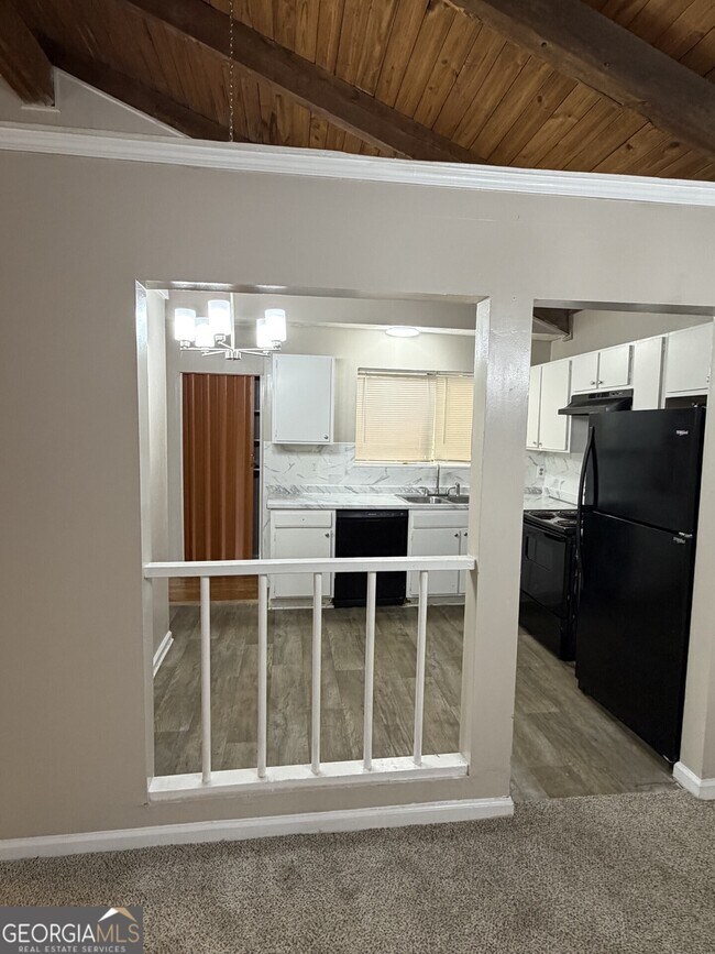 Foto del edificio - 3575 Oakvale Rd