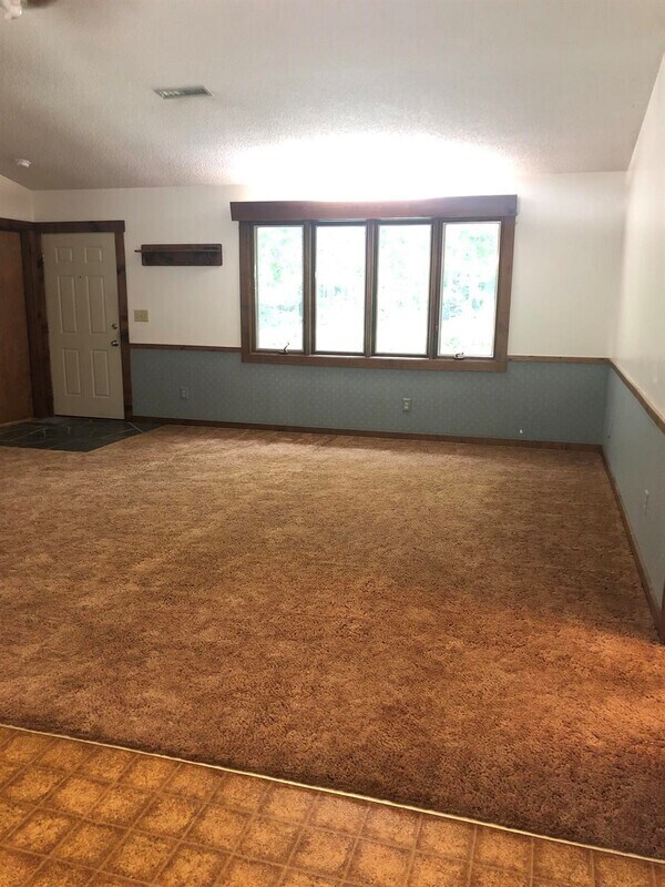 Foto del edificio - 5618 Davis Rd