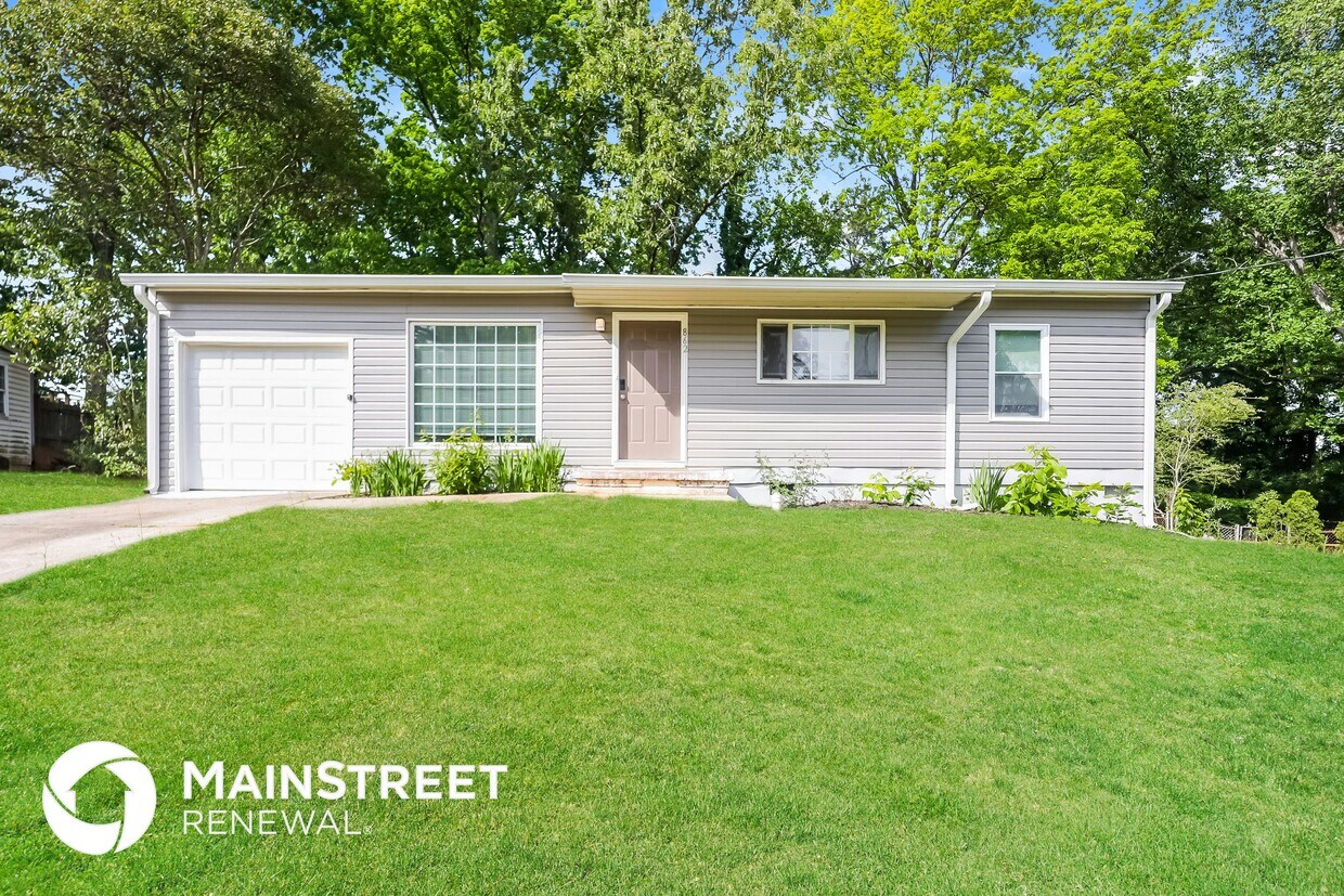 Foto principal - 862 Kennesaw Dr