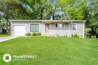 Building Photo - 862 Kennesaw Dr