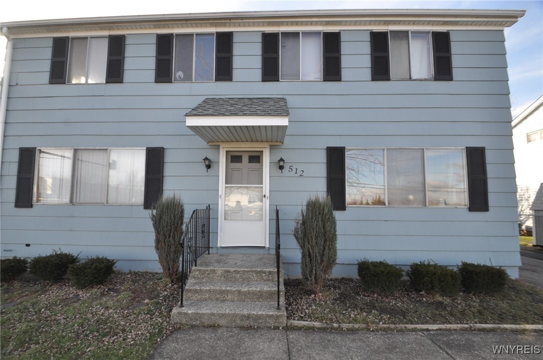 Primary Photo - 512 Cayuga Rd