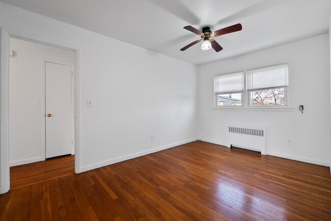 Foto del edificio - 7108 Polk St