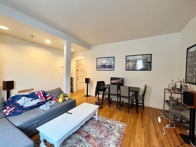 Foto del edificio - 616 Columbus Ave