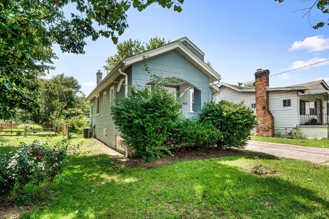 Photo - 4637 Alpine Ave Apartment