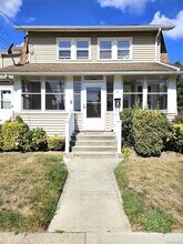 Building Photo - 5 1st Ave