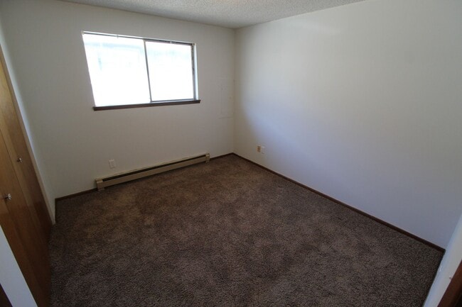 Building Photo - 1223 E Nora Ave