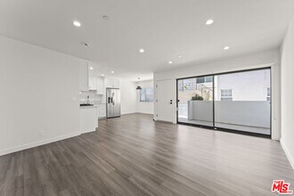 Building Photo - 1264 9th St
