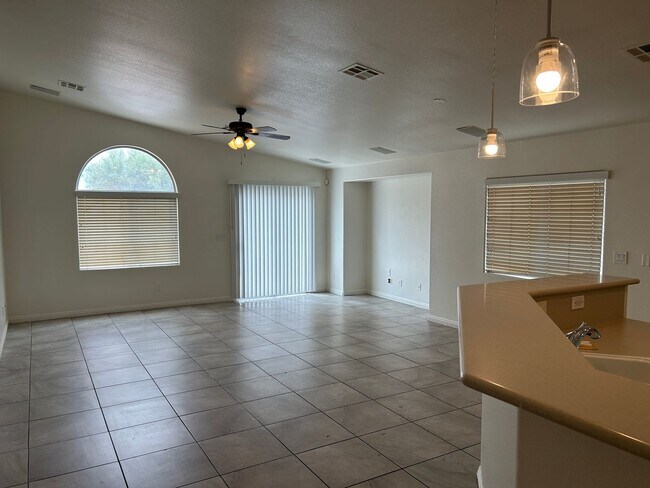 Building Photo - 6120 Alderley Ct