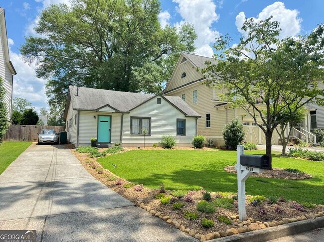 Foto del edificio - 4229 Weaver St SE