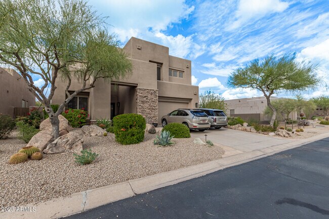 Building Photo - 10808 Running Deer Trail