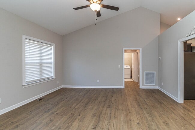 Foto del edificio - Immaculate 3 BR | 2 BA Ranch Home in Goldsboro *Rosewood School District*