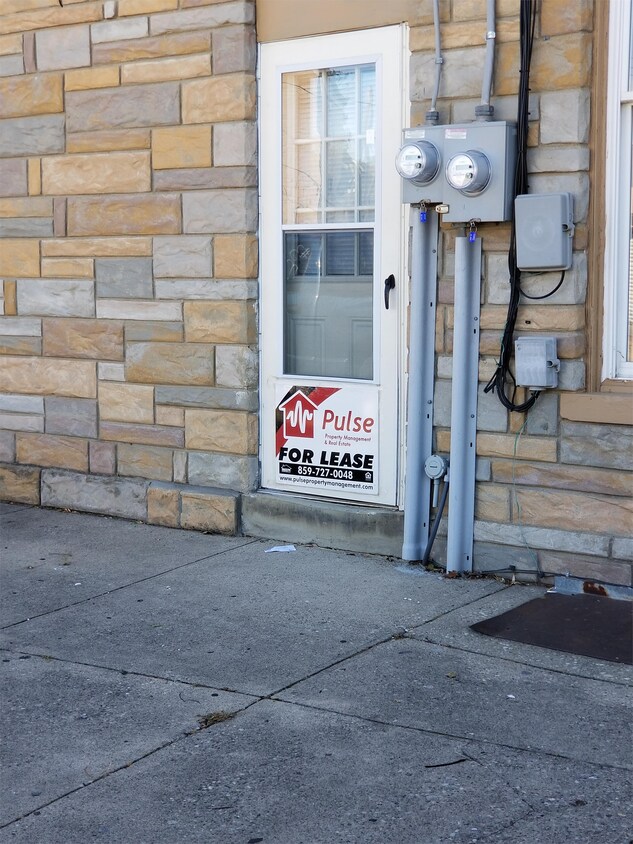 638640 6th Ave Unit 6402, Dayton, KY 41074 Room for Rent in Dayton