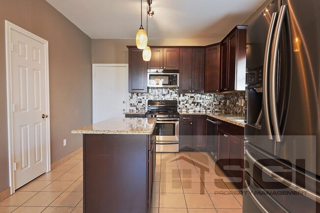 Building Photo - Beautiful 3 Bedroom home Ready to Rent!!!