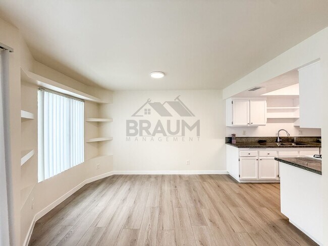 Foto del edificio - 15000 Burbank Blvd