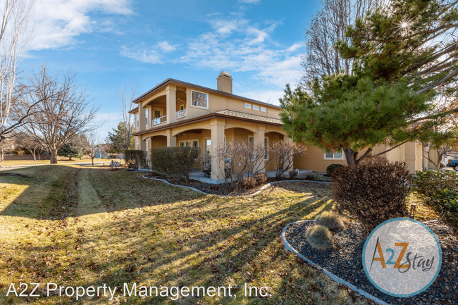 Building Photo - 3 br, 3 bath House - 6200 S. Kelton Place