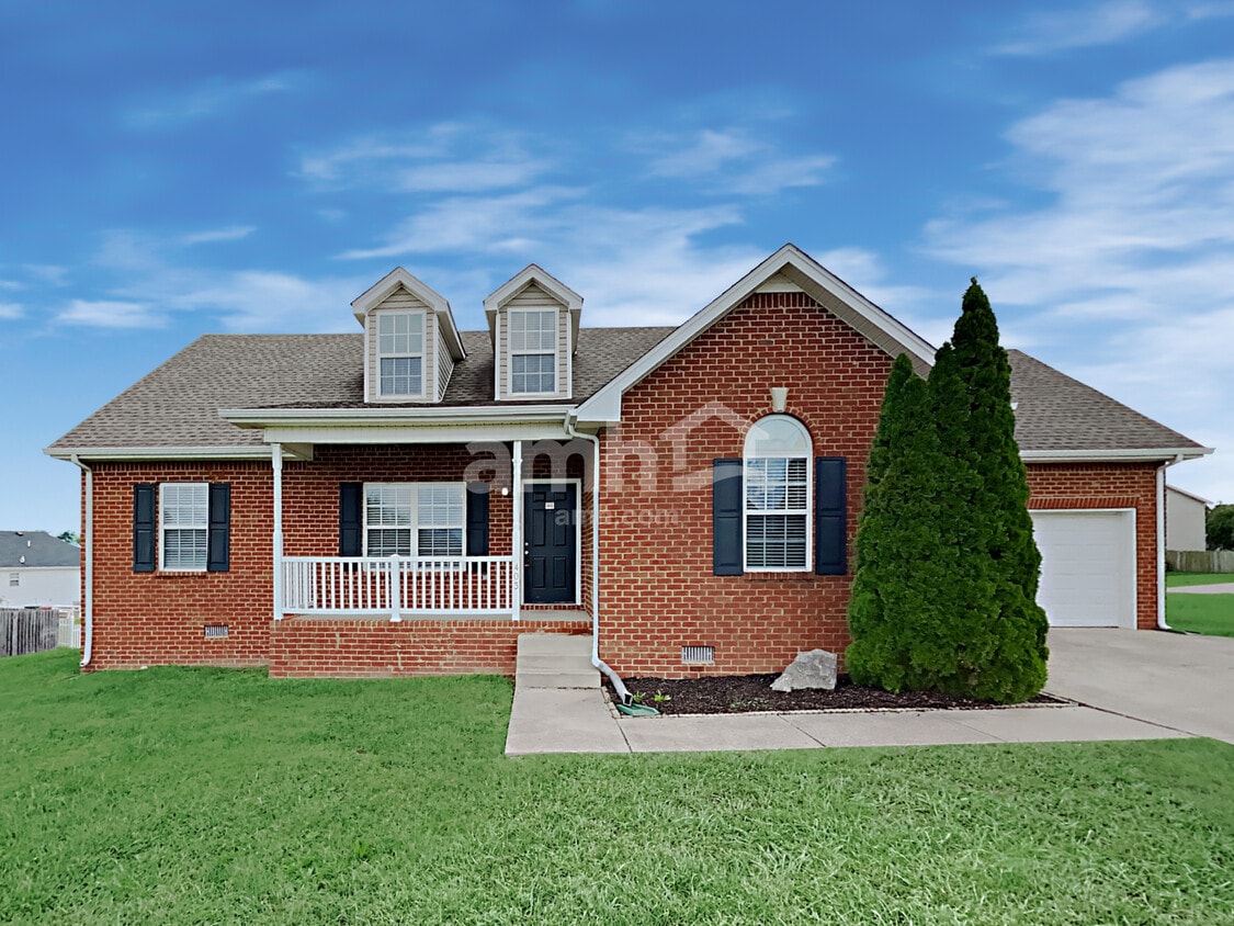 Foto principal - 403 Wooded Valley Ct