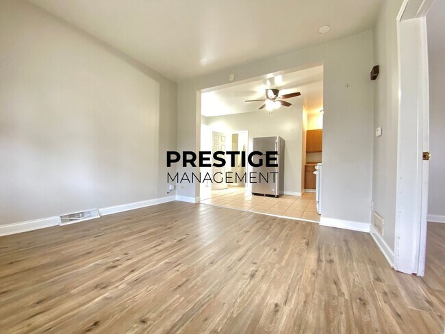 Foto del edificio - 4724-26 Pine