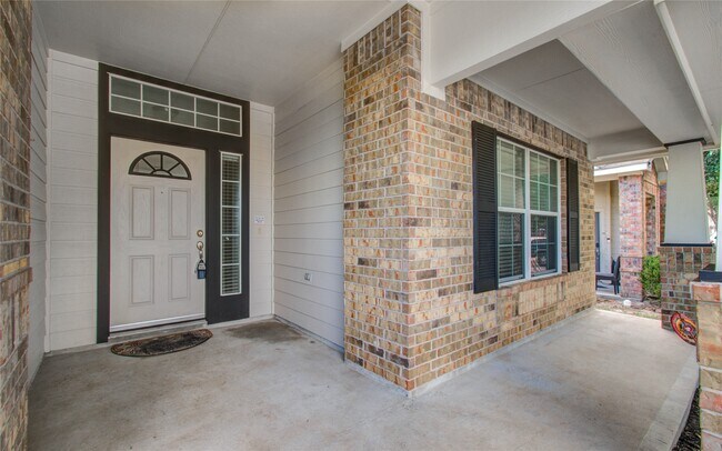 Foto del edificio - 5003 Riverbridge Ct