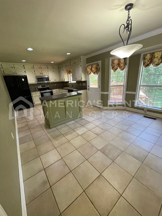 Building Photo - Split level home for rent in Leeds!!!! Ava...